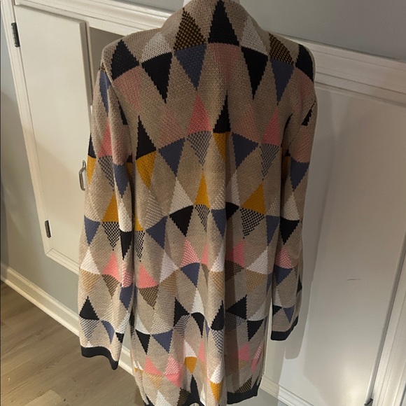 Geometric Patterned Open Front Cardigan - Picture 3 of 4
